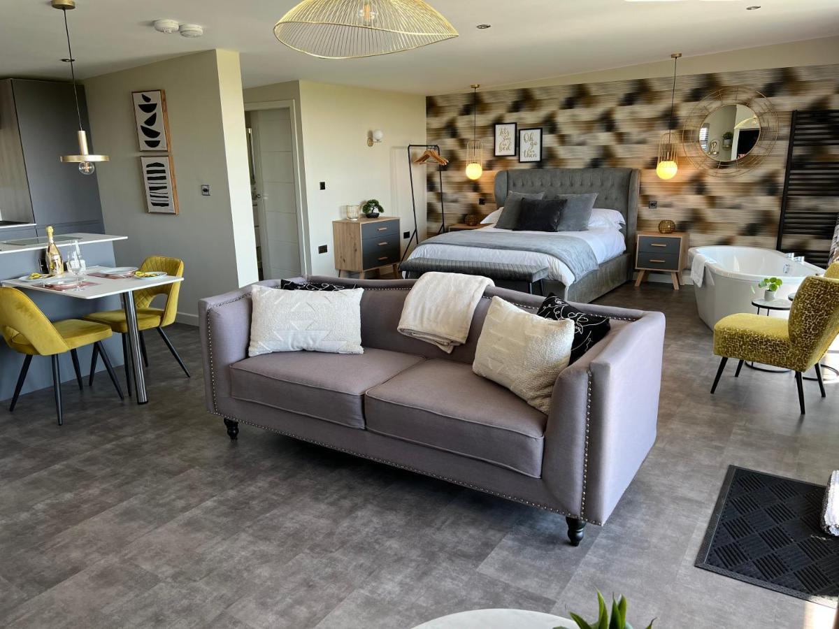 Loudoun Mains Luxury Lodges Newmilns Exteriör bild
