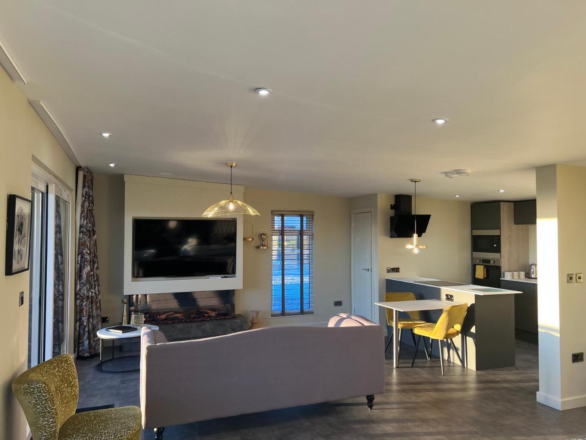 Loudoun Mains Luxury Lodges Newmilns Exteriör bild